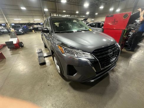 Used 2024 Nissan Kicks S FWD image 1
