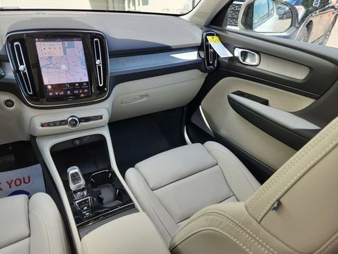 New 2026 Volvo XC40 B5 Plus w/ Protection Package Premier image 12