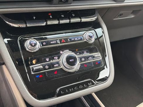 Used 2022 Lincoln Corsair FWD image 26