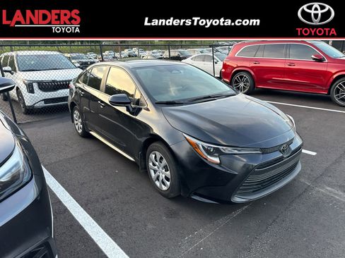 Used 2024 Toyota Corolla LE image 1