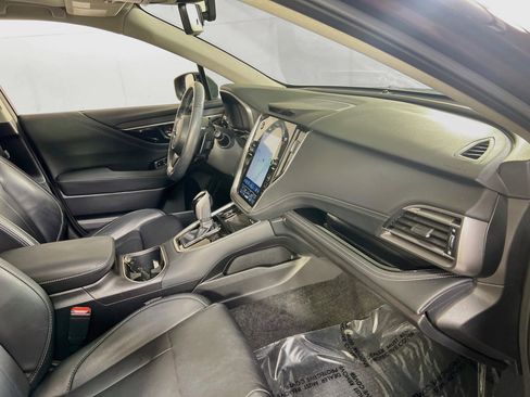 Used 2023 Subaru Outback Limited image 29