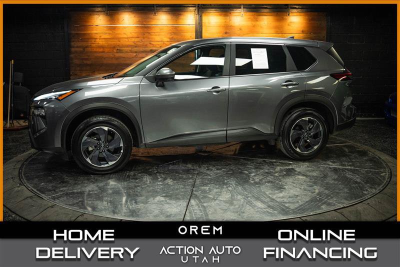 Used 2025 Nissan Rogue SV FWD image 1