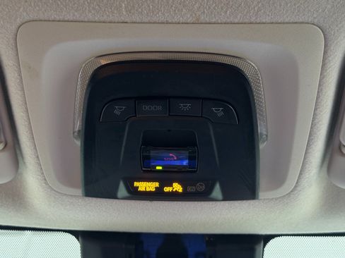 Used 2023 Toyota Corolla LE FWD image 29