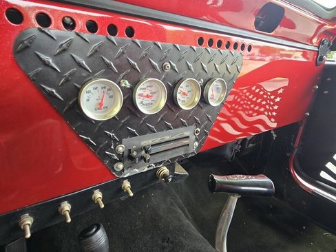 Used 1988 Jeep Wrangler 4WD image 13