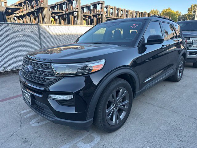 Used 2023 Ford Explorer XLT w/ Equipment Group 202A RWD image 5