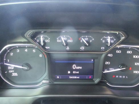 Used 2020 GMC Sierra 1500 SLT RWD image 26
