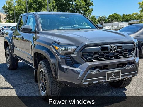 Used 2024 Toyota Tacoma TRD Off-Road AWD/4WD image 5