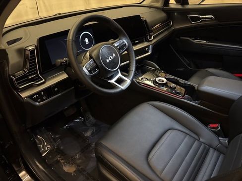 Certified 2025 Kia Sportage SX Prestige image 13