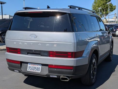 Used 2025 Hyundai Santa Fe SEL image 5