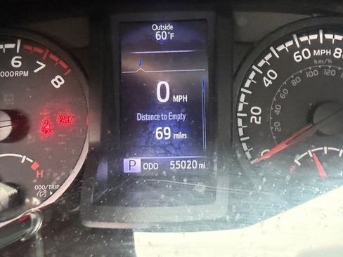 Used 2020 Toyota Tacoma SR image 15