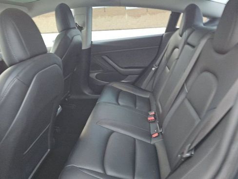 Used 2020 Tesla Model 3 Standard Range Plus image 5