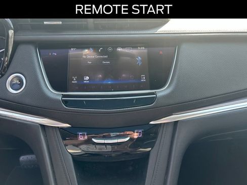 Used 2018 Cadillac XT5 Premium Luxury FWD image 22