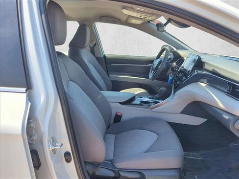 Used 2024 Toyota Camry LE AWD/4WD image 21