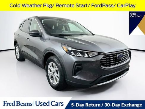 Certified 2023 Ford Escape Active AWD/4WD image 1