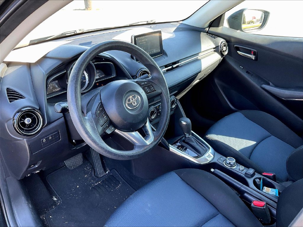 Used 2017 Toyota Yaris iA FWD image 5