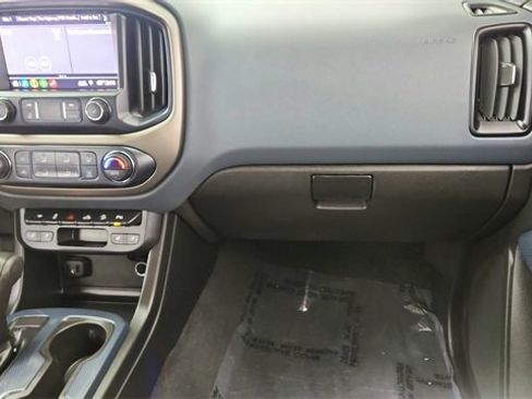 Used 2021 Chevrolet Colorado Z71 image 37
