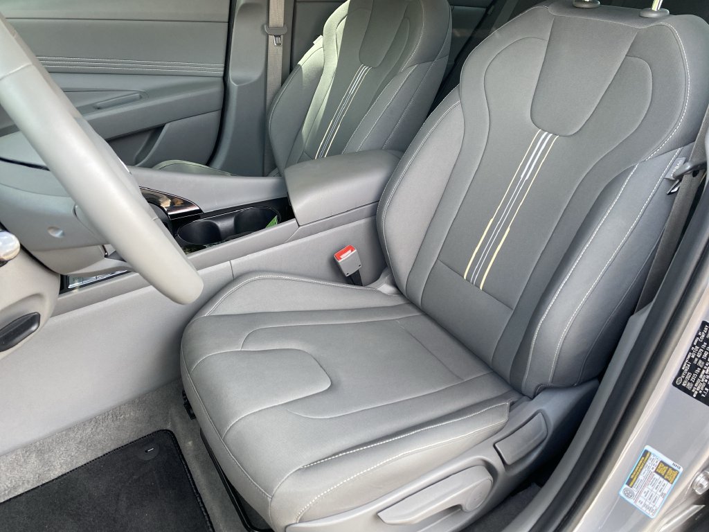 Certified 2026 Hyundai Elantra SEL FWD image 10