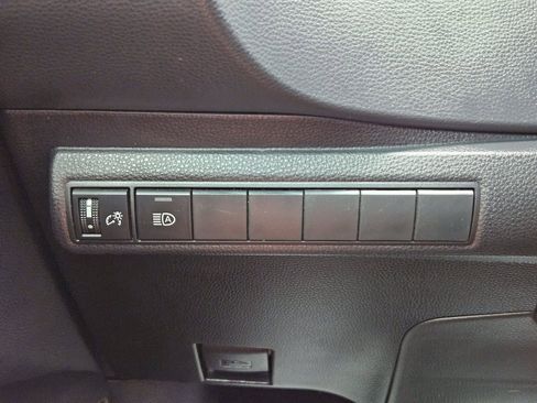 Used 2024 Toyota Corolla SE FWD image 23