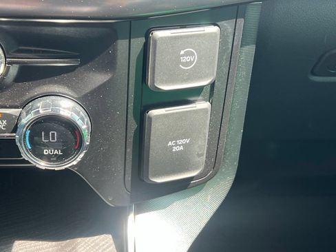 Used 2021 Ford F150 Platinum w/ Equipment Group 701A High AWD/4WD image 33