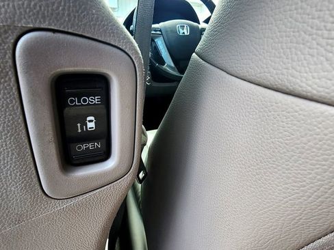 Used 2016 Honda Odyssey EX-L image 15