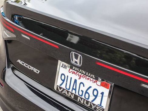 Used 2025 Honda Accord SE image 11