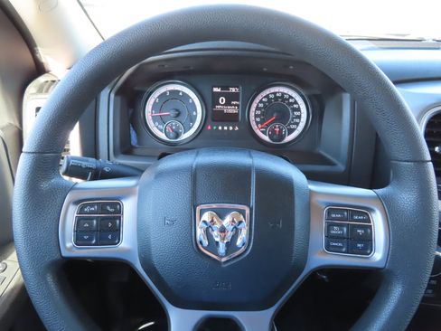 Used 2024 RAM 1500 Classic SLT image 17