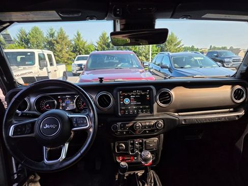 Used 2019 Jeep Wrangler Unlimited Rubicon AWD/4WD image 6