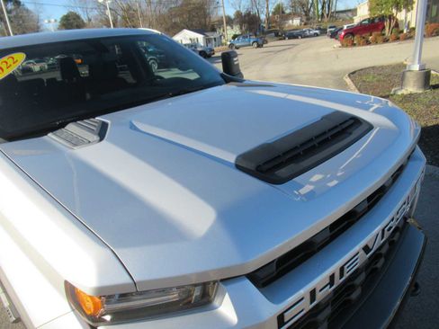 Used 2022 Chevrolet Silverado 2500 Custom w/ Custom Convenience Package image 13