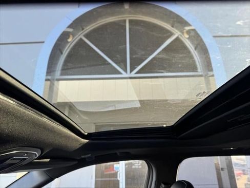 New 2025 Jeep Grand Cherokee Altitude image 45