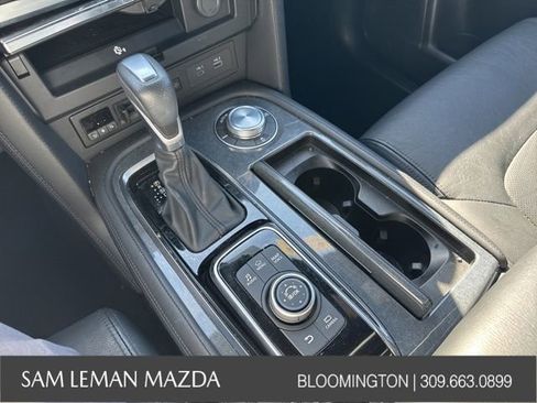 Used 2024 Nissan Armada SL w/ Midnight Edition Package image 4