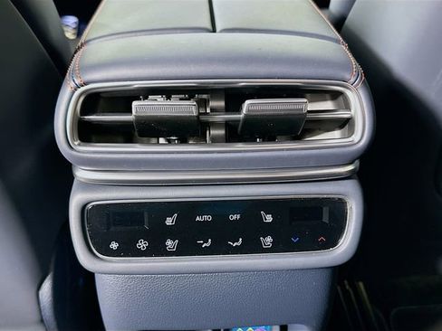 New 2026 Genesis GV80 3.5T e-SC image 18