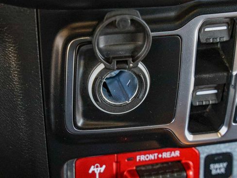 Used 2023 Jeep Wrangler Unlimited Rubicon 4xe image 19