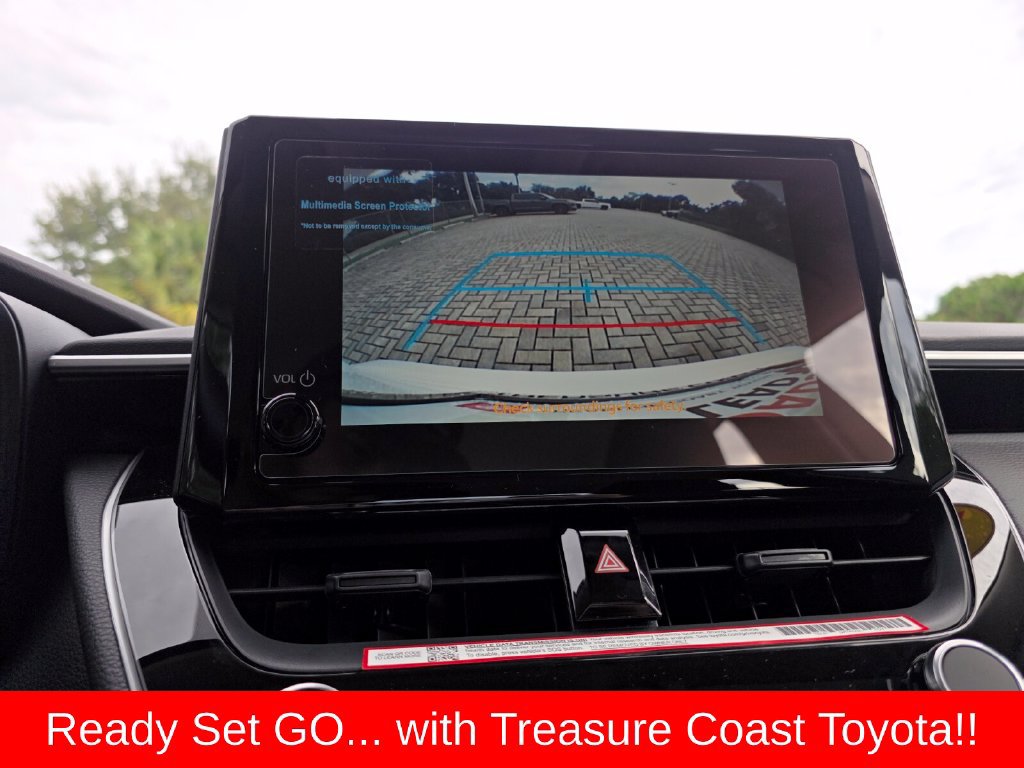 Used 2026 Toyota Corolla LE FWD image 33