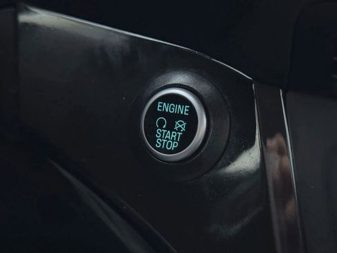 Used 2018 Ford Escape Titanium image 23