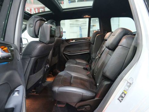 Used 2018 Mercedes-Benz GLS 550 4MATIC w/ Driver Assistance Package image 22