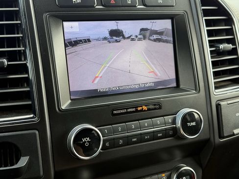 Used 2020 Ford Expedition Max Limited w/ Equipment Group 301A RWD image 19