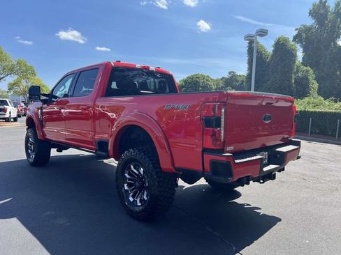 Used 2024 Ford F250 Lariat w/ Lariat Ultimate Package AWD/4WD image 3