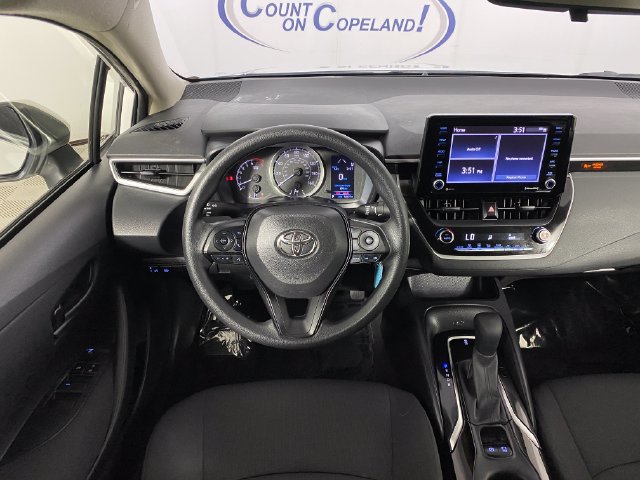 Certified 2022 Toyota Corolla LE FWD image 17