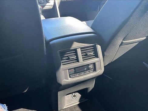 Used 2018 Volkswagen Atlas Launch Edition image 23