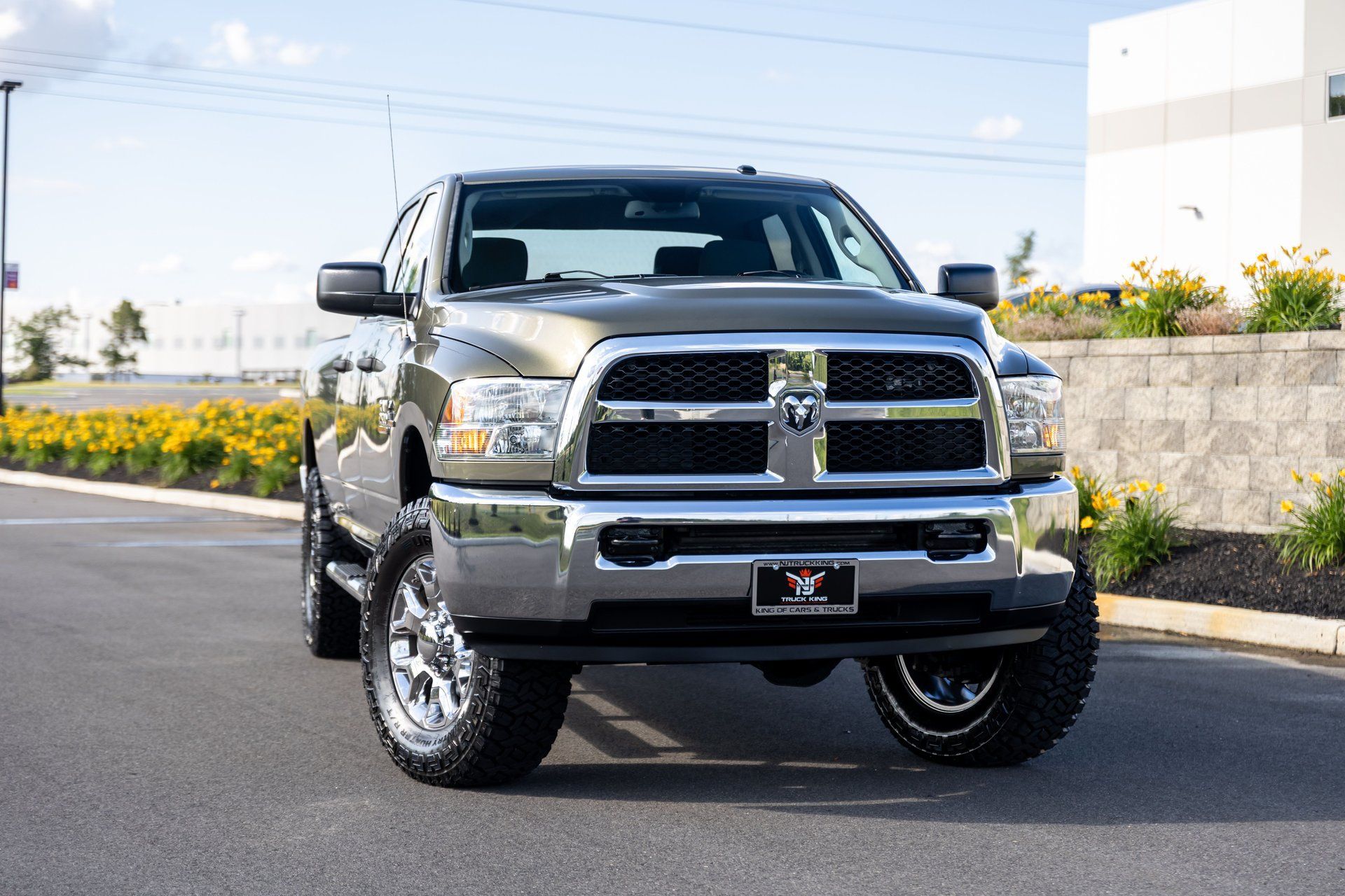 Used 2013 RAM 2500 Tradesman w/ Chrome Appearance Group AWD/4WD image 14