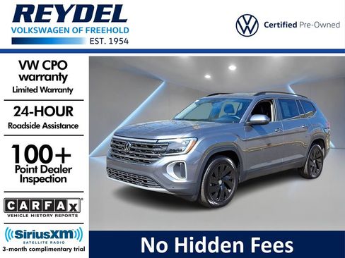 Certified 2024 Volkswagen Atlas SE image 1