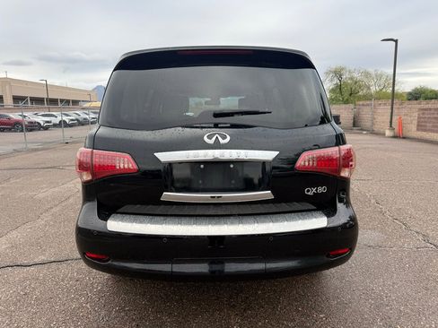Used 2016 INFINITI QX80 2WD w/ Deluxe Technology Package image 4