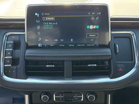 Used 2024 Chevrolet Tahoe Premier w/ Advanced Technology Package RWD image 30