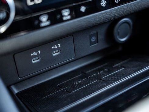 New 2026 Mitsubishi Outlander AWD image 24