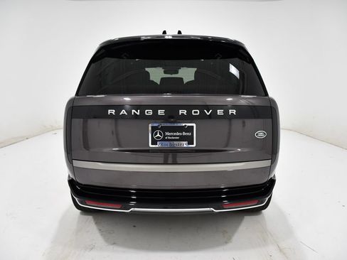 Used 2023 Land Rover Range Rover Autobiography AWD/4WD image 4
