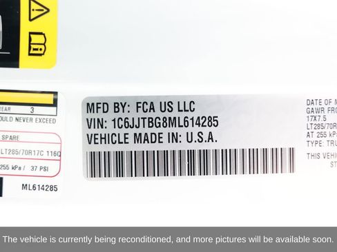 Used 2021 Jeep Gladiator Rubicon image 16