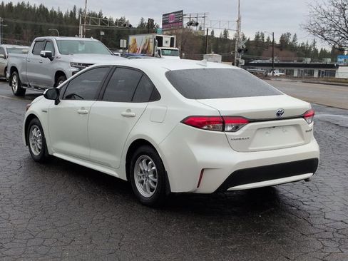 Used 2021 Toyota Corolla LE image 8