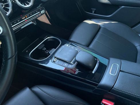 Used 2022 Mercedes-Benz A 220 4MATIC image 19