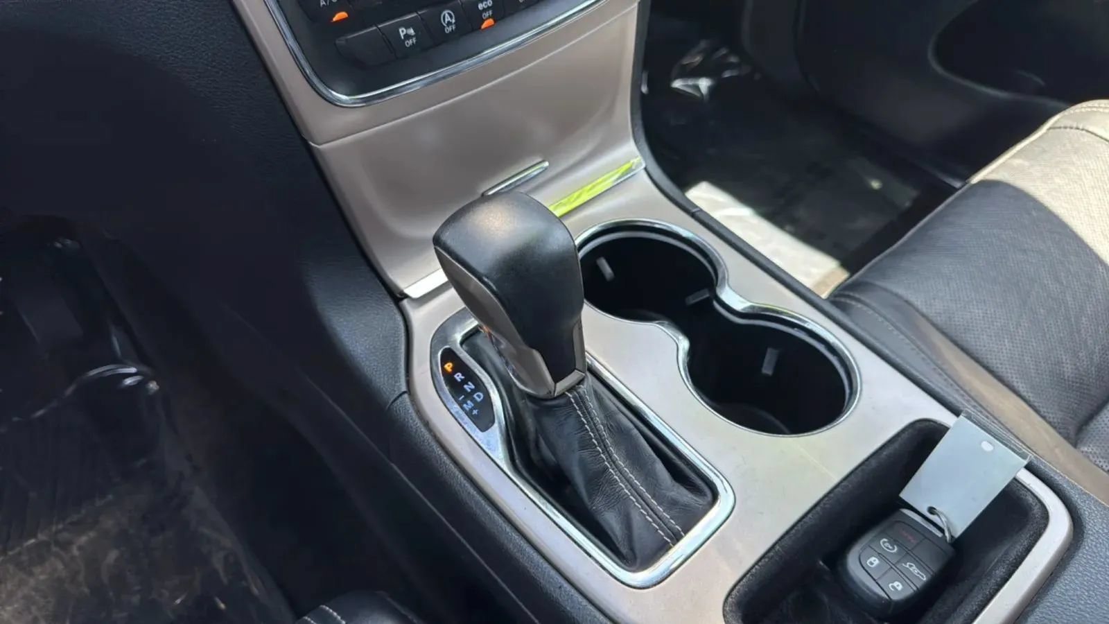 Used 2017 Jeep Grand Cherokee Limited w/ Luxury Group II RWD image 22