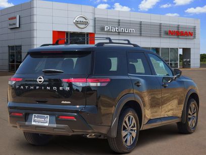New 2026 Nissan Pathfinder SV